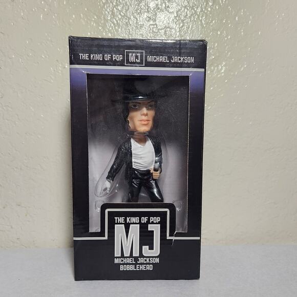 Bravado Michael Jackson The King Of Pop Bobblehead W/ COA 2009 In Box Pre-owned - Picture 3 of 11